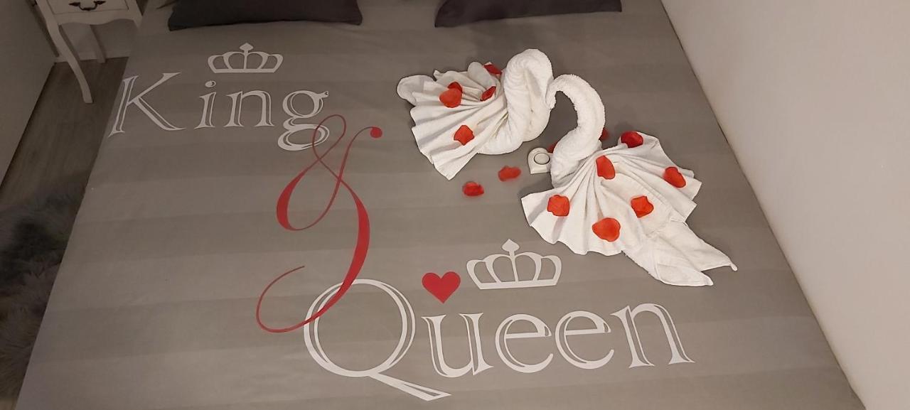 King&Queen Kaštela エクステリア 写真